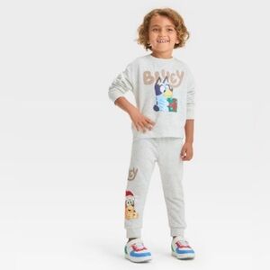 NWOT Bluey Bingo Christmas Fleece Top